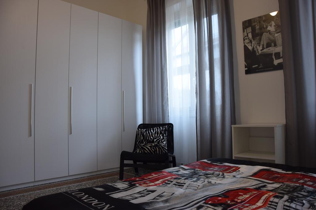 Alexandra Apartment Near Metro Genova Rom bilde