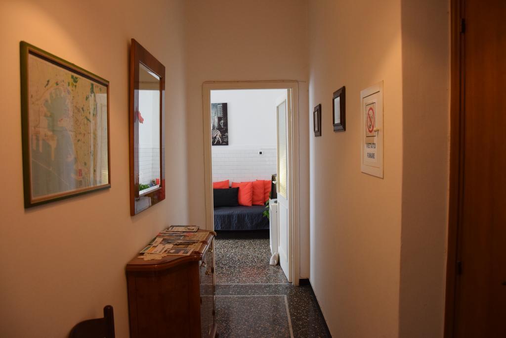 Alexandra Apartment Near Metro Genova Eksteriør bilde